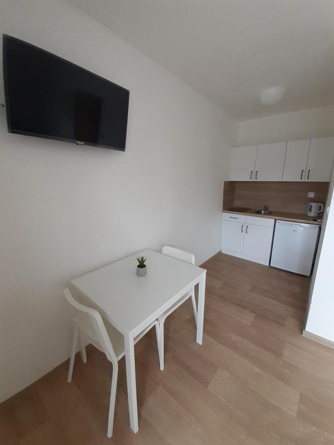 Valen Apartmany Вальтице Екстер'єр фото